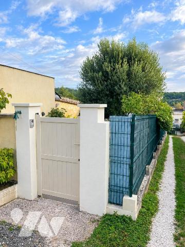 Maison lumineuse en viager avec jardin et garage