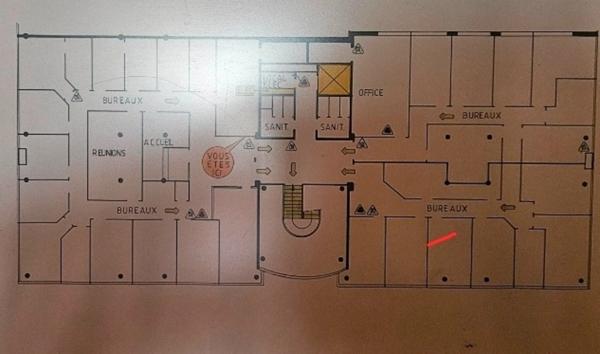 Local/bureau à vendre GRIGNY (91)