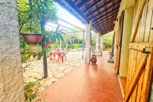 Maison à vendre 7 pièces de 148,17 m² à Manosque