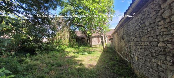 Maison en pierre à moderniser, Thenac 24240