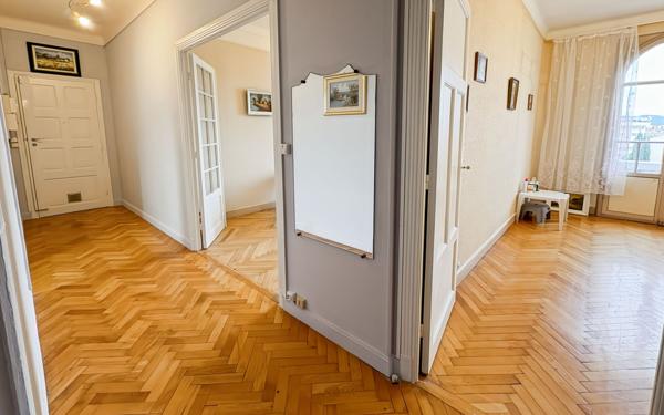 Appartement à vendre    3 pièces • 60,42 m2 Cannes