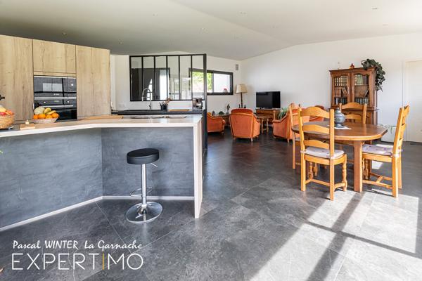 Challans (85300) Maison récente 146m², 4 chambres, 1 bureau, pièce de vie 61m²