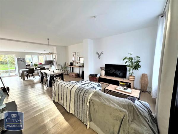 Maison à louer 6 pièces 128.07m²