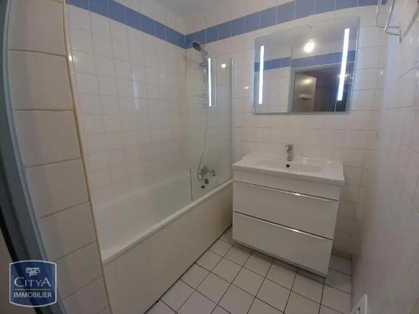 Appartement à louer 2 pièces 51.45m² Lille (59000)