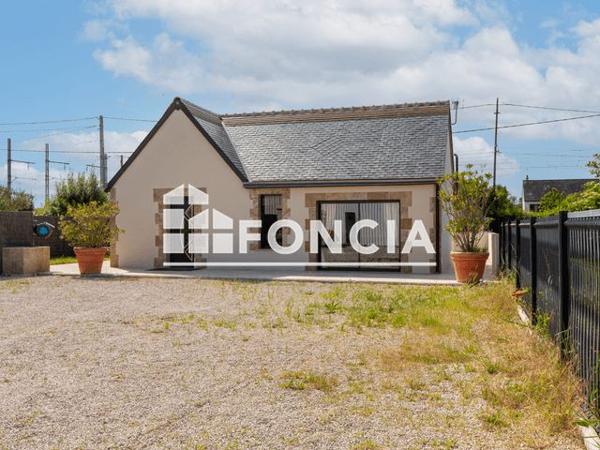 À vendre Local commercial 70.45 m² - Nazelles-négron 37530