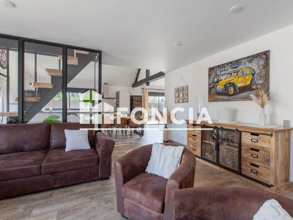 À vendre Local commercial 70.45 m² - Nazelles-négron 37530