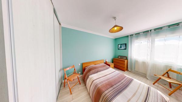 Secteur Les Avenières Veyrins Thuellin, Maison sur parcelle arborée et grand sous sol