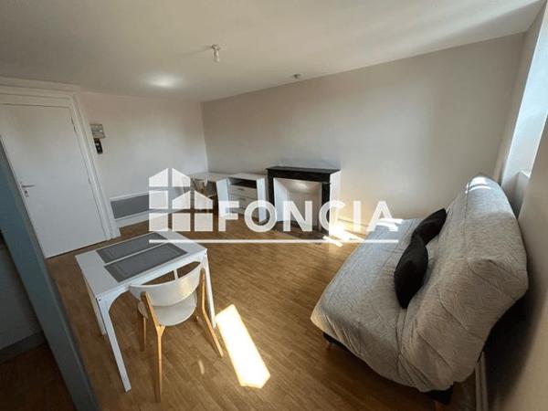 Location Studio meublé 26.75 m² - 19 PLACE SAINT ROCH Mont De Marsan 40000