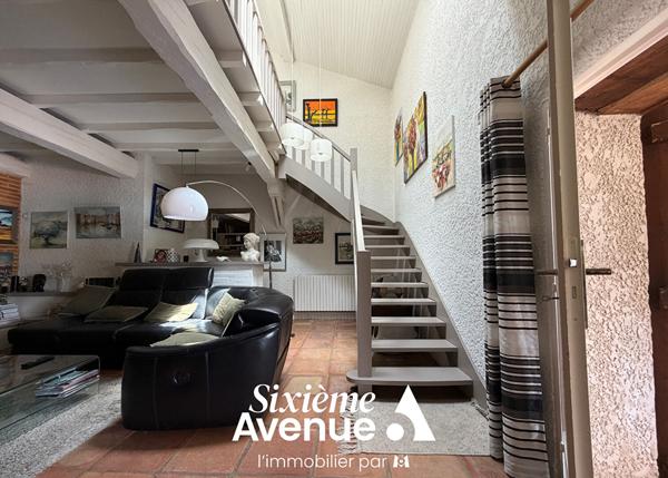 Maison 9 pièces 315 m2
