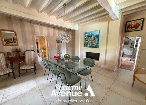 Maison 9 pièces 315 m2