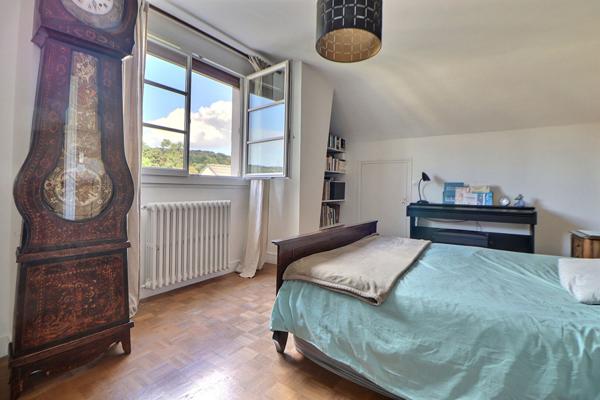 Maison 6 pièces à vendre à Saint-Leu-la-Forêt + GARAGE