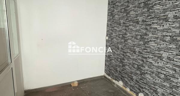 Location Local commercial 2 pièces 26.3 m² - Villiers-sur-marne 94350