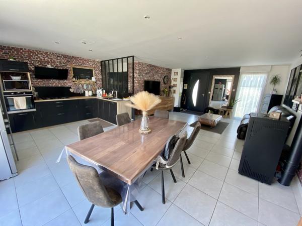 Pavillon 5 pièces 94 m²