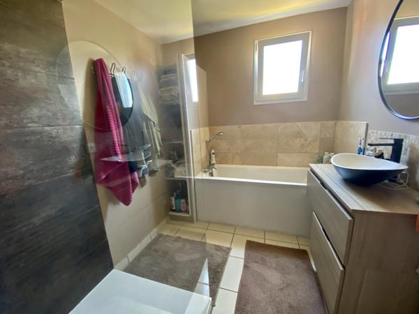 Pavillon 5 pièces 94 m²