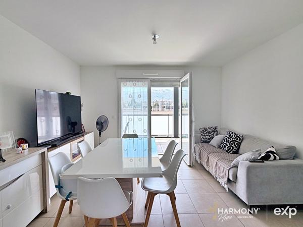 T4 moderne avec terrasse et box en option
