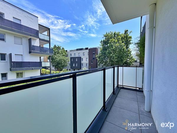 T4 moderne avec terrasse et box en option