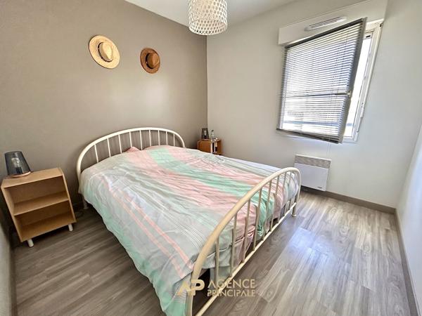 Appartement T3 57 m² avec parking - La Ville en Bois - La Rochelle 335 000 € **  - Référence  MR761