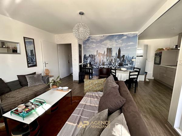Appartement T3 57 m² avec parking - La Ville en Bois - La Rochelle 335 000 € **  - Référence  MR761