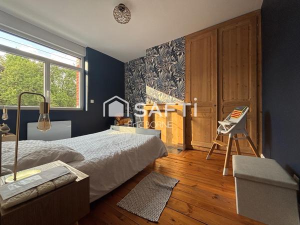 3 chambres, aucun travaux , coeur de ville .Moderne, totalement rénovée
