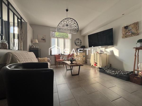 3 chambres, aucun travaux , coeur de ville .Moderne, totalement rénovée