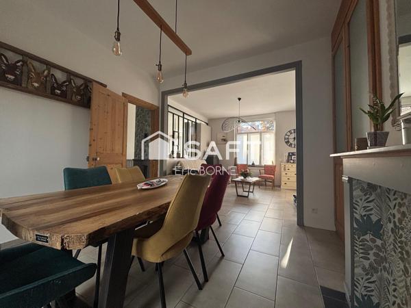 3 chambres, aucun travaux , coeur de ville .Moderne, totalement rénovée
