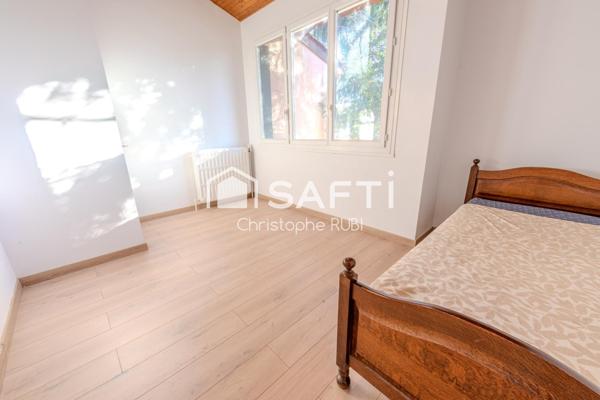 Maison - 5 pièces - 111 m²