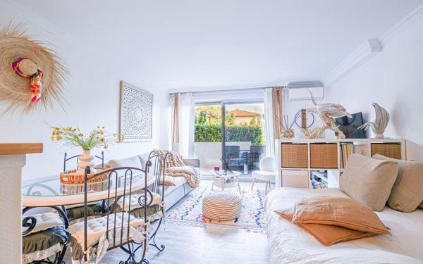 Appartement à vendre    1 pièce • 32 m2 Cannes
