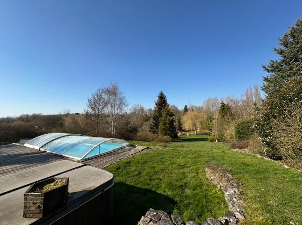 Vente / Maison et grand terrain