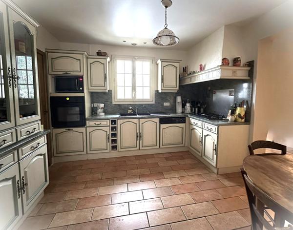 Vente / Maison et grand terrain