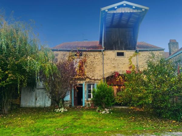 Maison de charme à rénover au calme