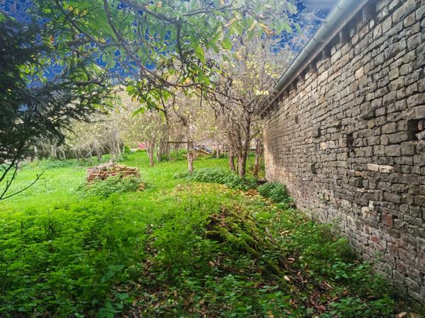 Maison de charme à rénover au calme