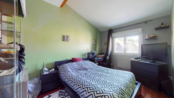 Maison familiale avec piscine – Environnement calme et sans vis-à-vis