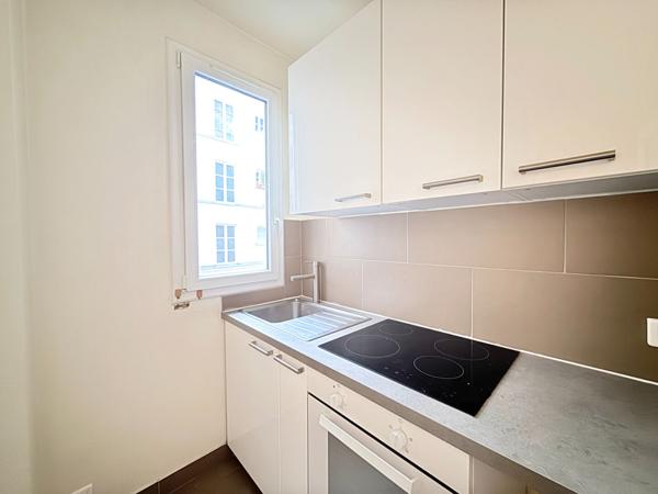 Appartement Paris 2 pièces 32 m² - Goncourt / Canal Saint-Martin
