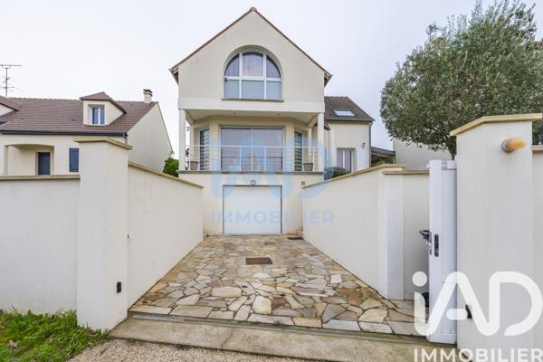 Maison à vendre 6 pièces 130 m² Moret-Loing-et-Orvanne