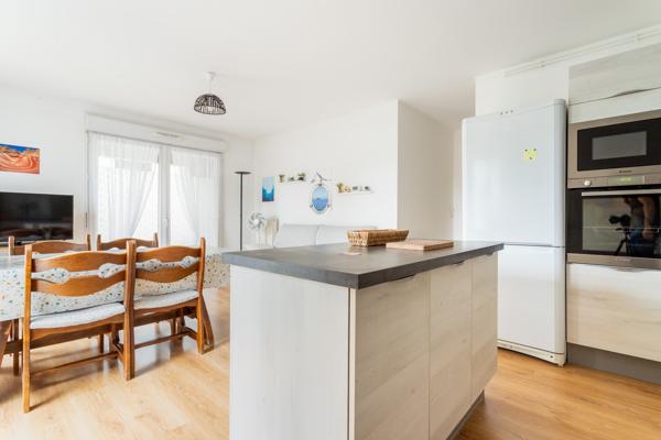 Appartement
         3 pièces
        - 62 m² Exclusivité 219 000 € *