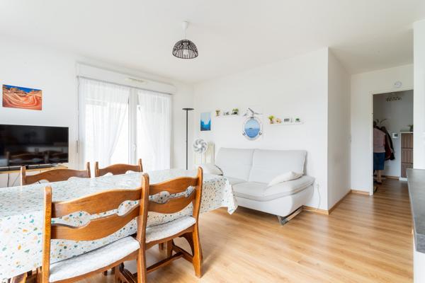 Appartement
         3 pièces
        - 62 m² Exclusivité 219 000 € *
