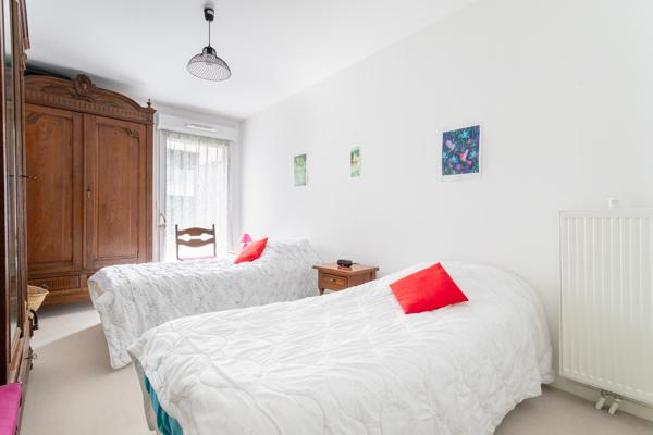 Appartement
         3 pièces
        - 62 m² Exclusivité 219 000 € *