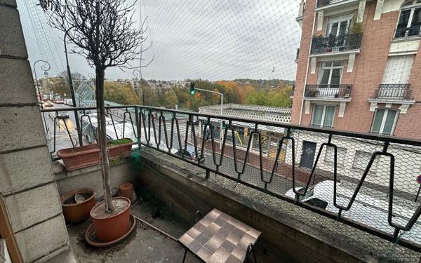 Appartement à vendre    4 pièces • 76,10 m2 Saint-Maur-des-Fossés