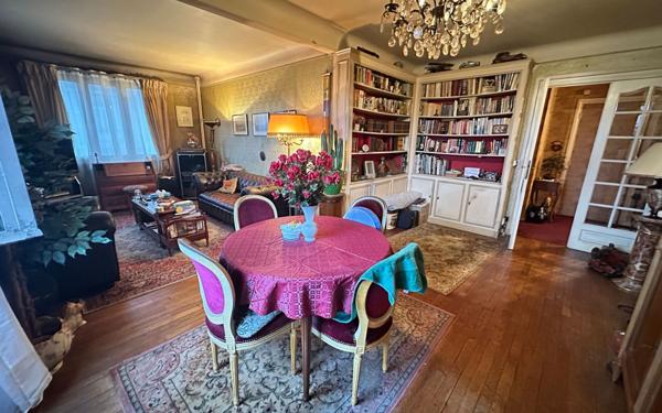 Appartement à vendre    4 pièces • 76,10 m2 Saint-Maur-des-Fossés