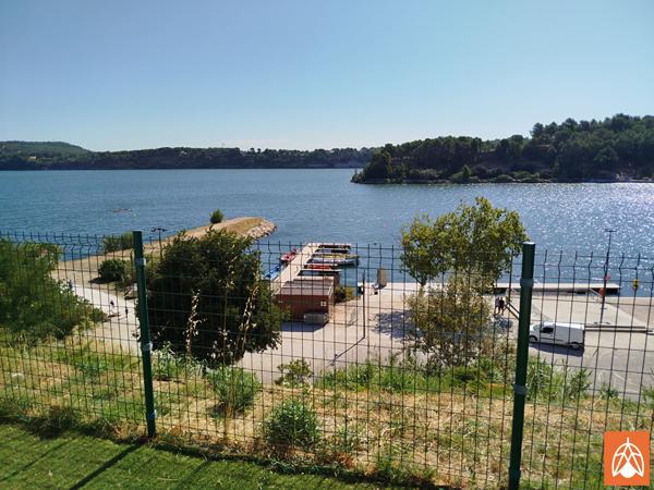 Istres, Face à l'étang de l'OLIVIER, T3/T4 de 85 m² en RDJ Istres Istres, Face à l'étang de l'OLIVIER, T3/T4 de 85 m² en RDJ Istres