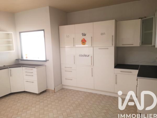 Maison à vendre 10 pièces 240 m² Montval-sur-Loir