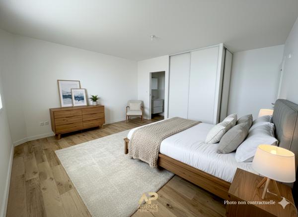 Appartement La Rochelle 4 pièce(s) 83.50 m2 €442 000 ** - Référence JH676ED1