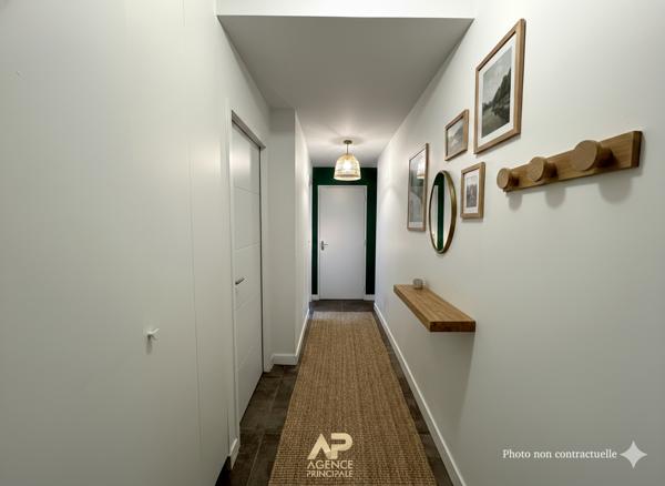 Appartement La Rochelle 4 pièce(s) 83.50 m2 €442 000 ** - Référence JH676ED1