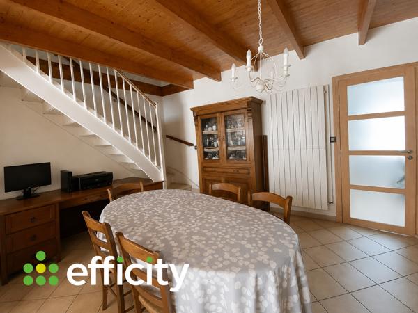Maison
         6 pièces
        - 108 m² 207 000 € *