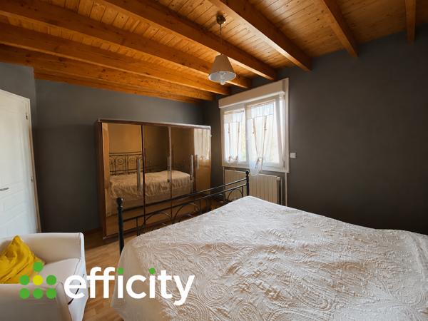 Maison
         6 pièces
        - 108 m² 207 000 € *