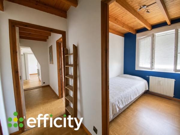 Maison
         6 pièces
        - 108 m² 207 000 € *