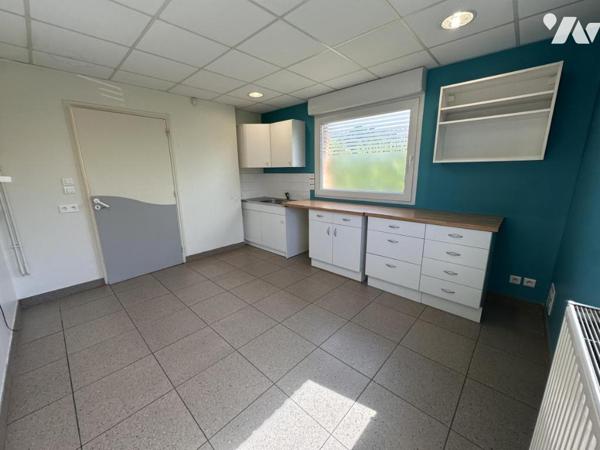 Rebreuve-Ranchicourt - local professionnel