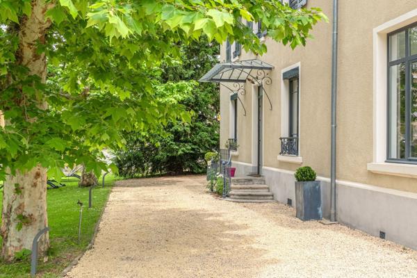Vente Maison de luxe Caluire-et-Cuire 14 Pièces 340 m²
