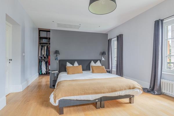 Vente Maison de luxe Caluire-et-Cuire 14 Pièces 340 m²