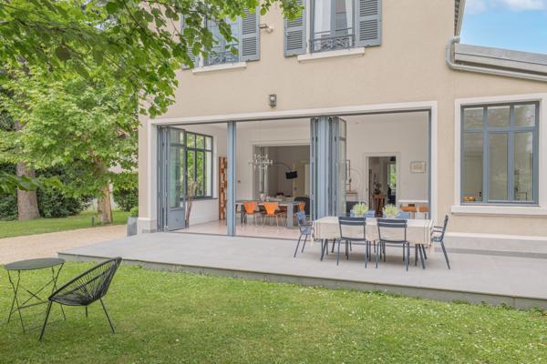 Vente Maison de luxe Caluire-et-Cuire 14 Pièces 340 m²